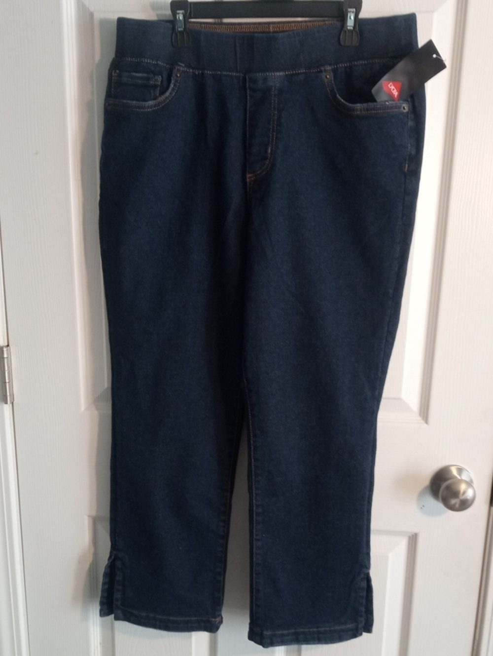 LOGO CROPPED JEANS - Picture 3 of 10